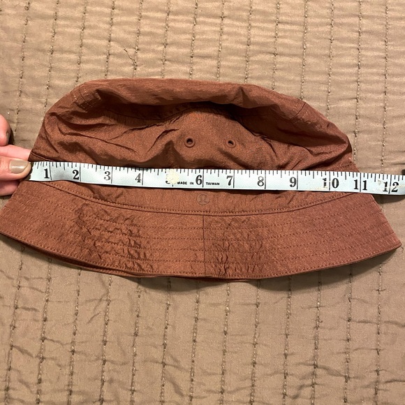 lululemon bucket hat size chart